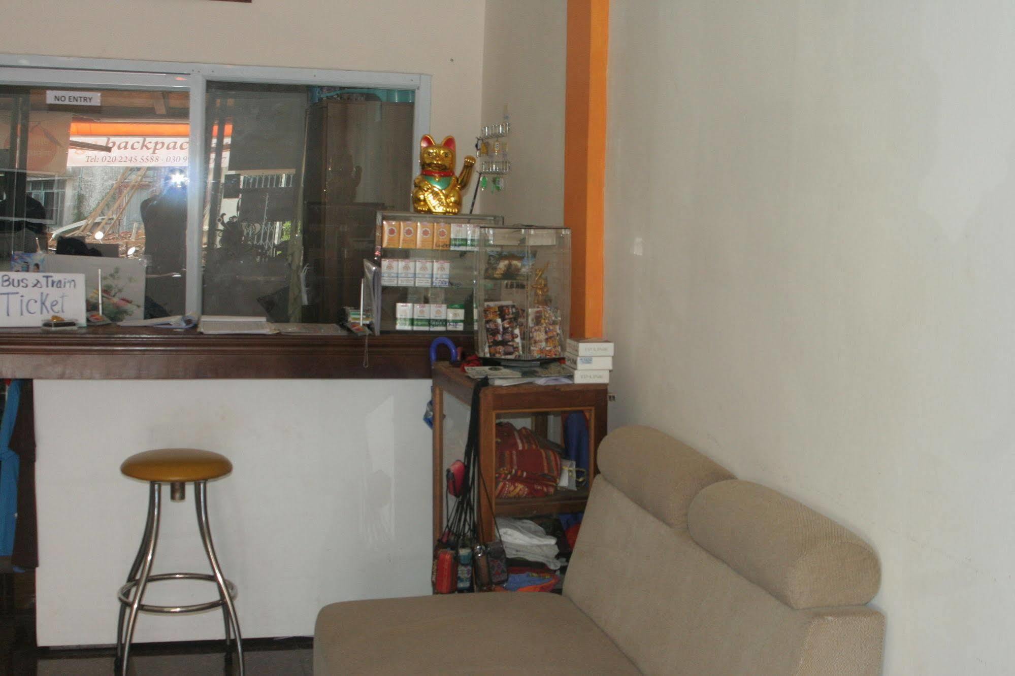 Orange Backpacker Hostel فيينتيان المظهر الخارجي الصورة